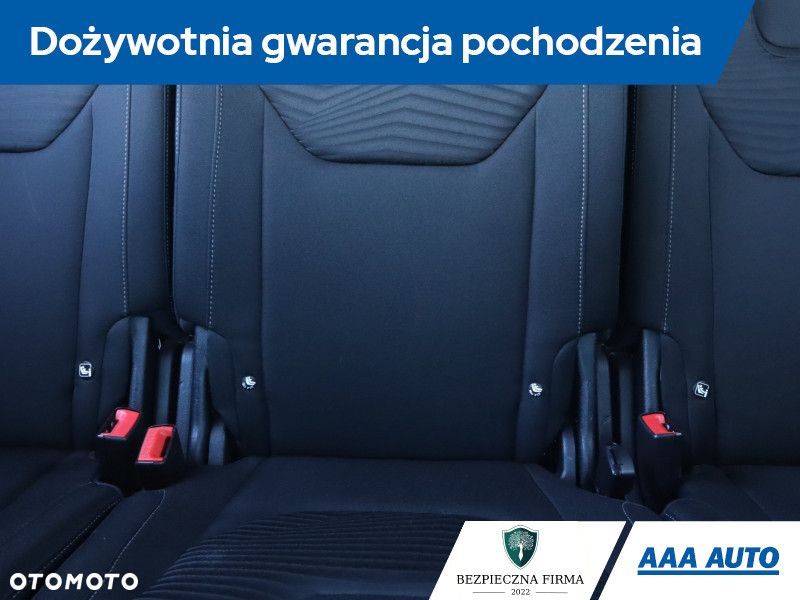 Ford S-Max - 12