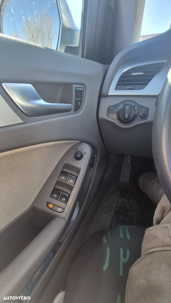 Audi A4 2.0 TDI B8 - 12