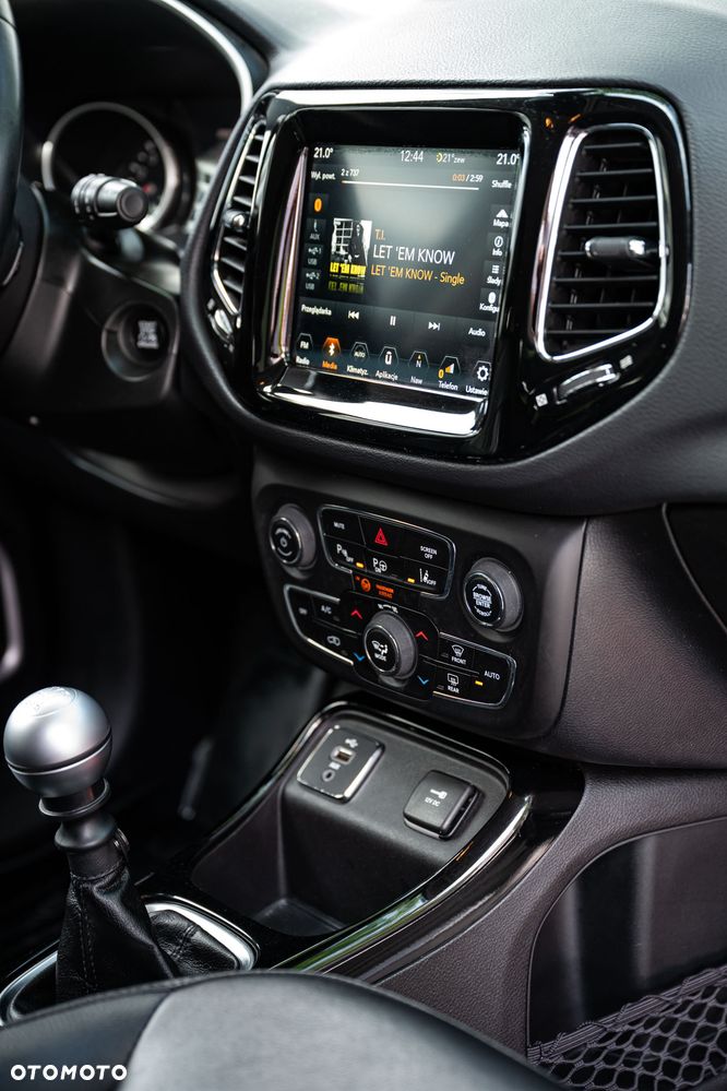 Jeep Compass 1.4 TMair Limited FWD S&S - 12