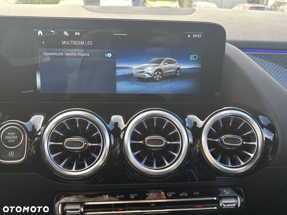Mercedes-Benz GLA 200 AMG Line - 27