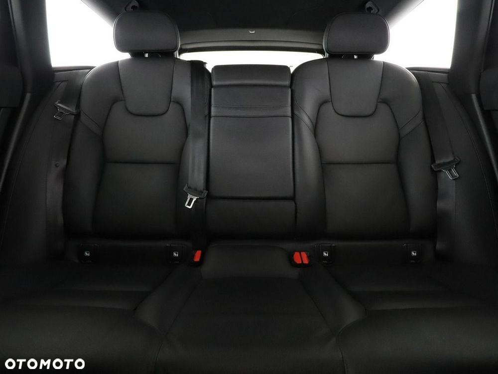 Volvo V90 Cross Country T5 AWD Pro - 19