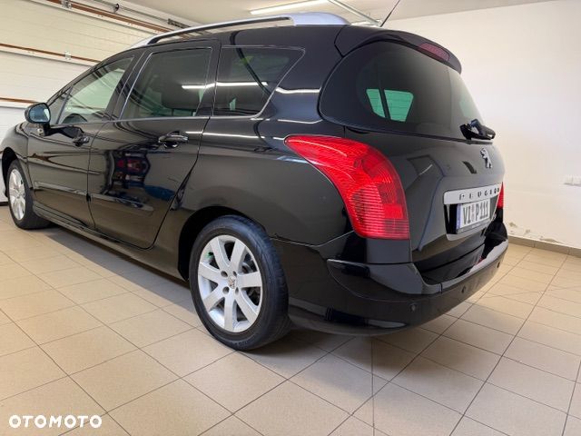 Peugeot 308 1.6 Premium - 17