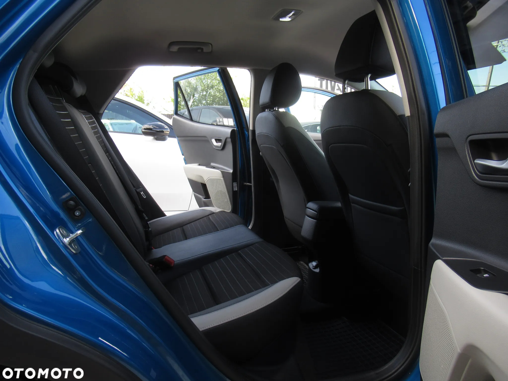 Kia Stonic 1.2 L Business Line - 8