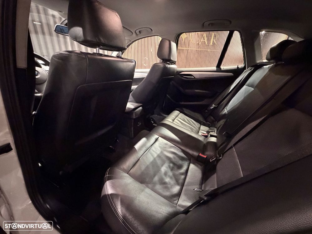 BMW X1 18 d sDrive Line Sport - 24