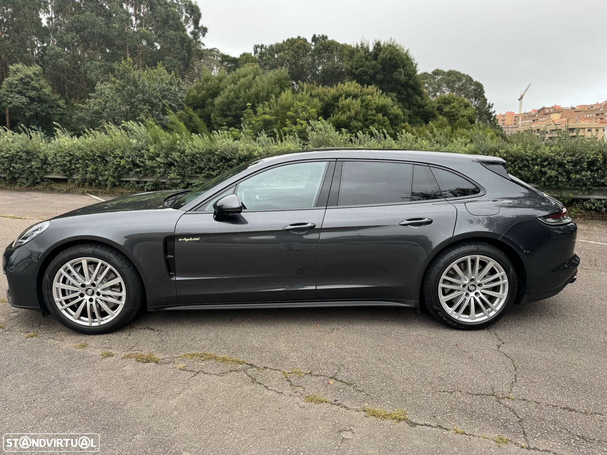 Porsche Panamera 4 E-Hybrid Executive - 3
