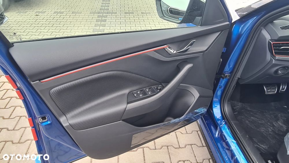 Skoda Kamiq 1.0 TSI Monte Carlo DSG - 8