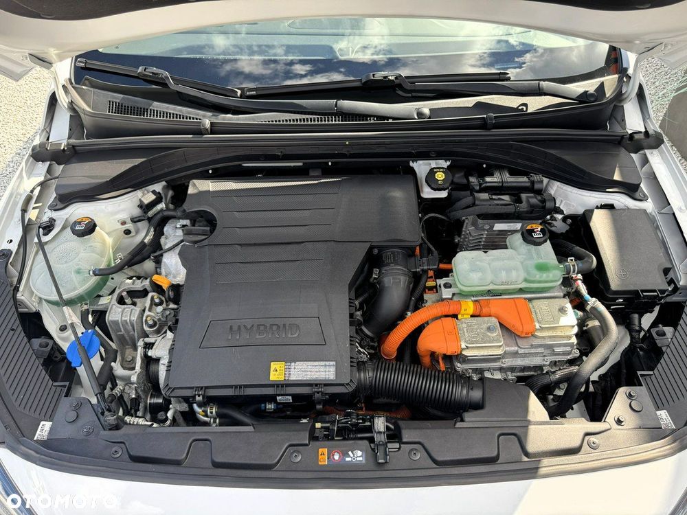 Hyundai IONIQ Hybrid 1.6 GDI Premium - 31