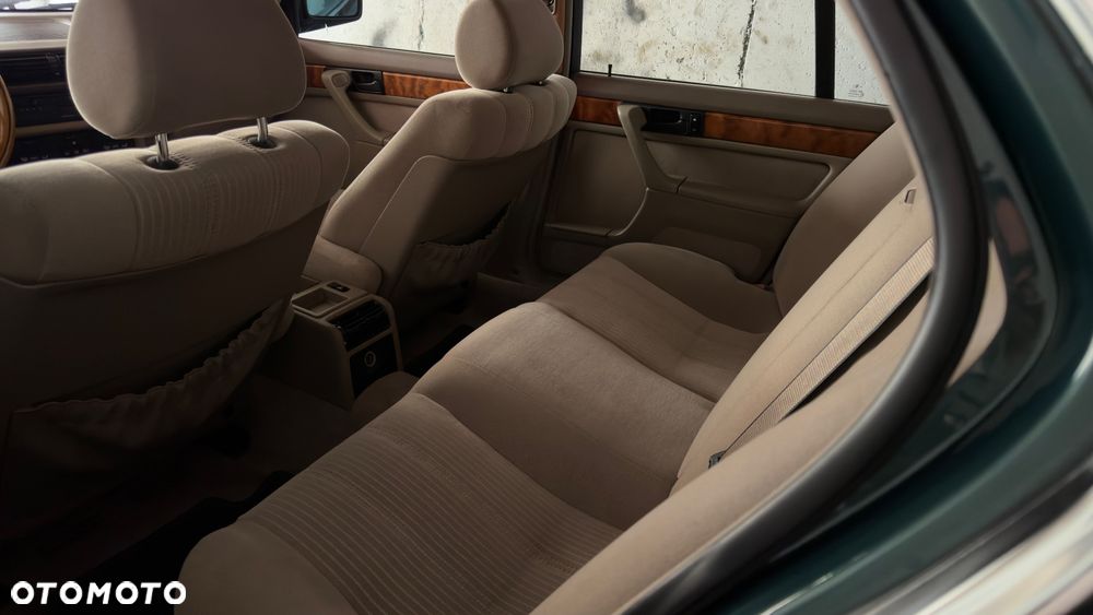 BMW Seria 7 - 12