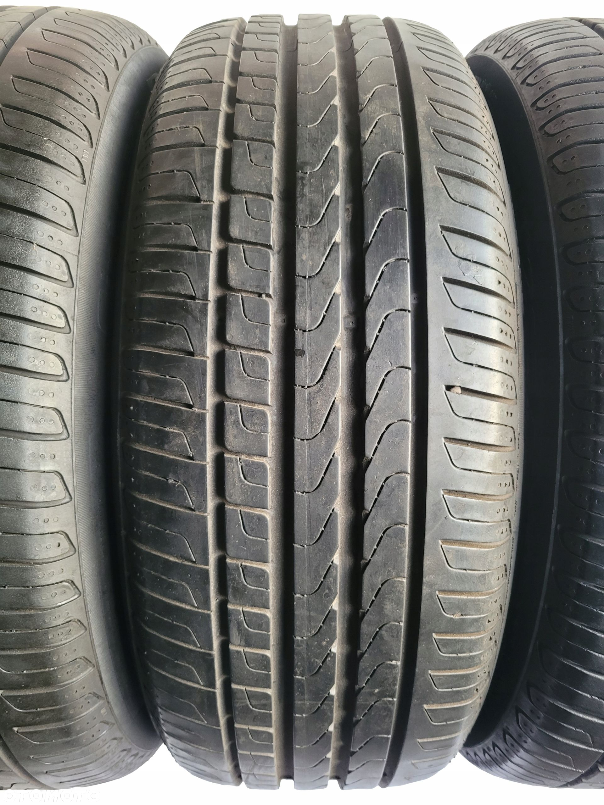 4x pirelli cinturato P7 215/55 R17 94V - 4