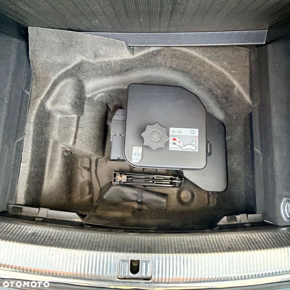 Audi A4 Avant - 16