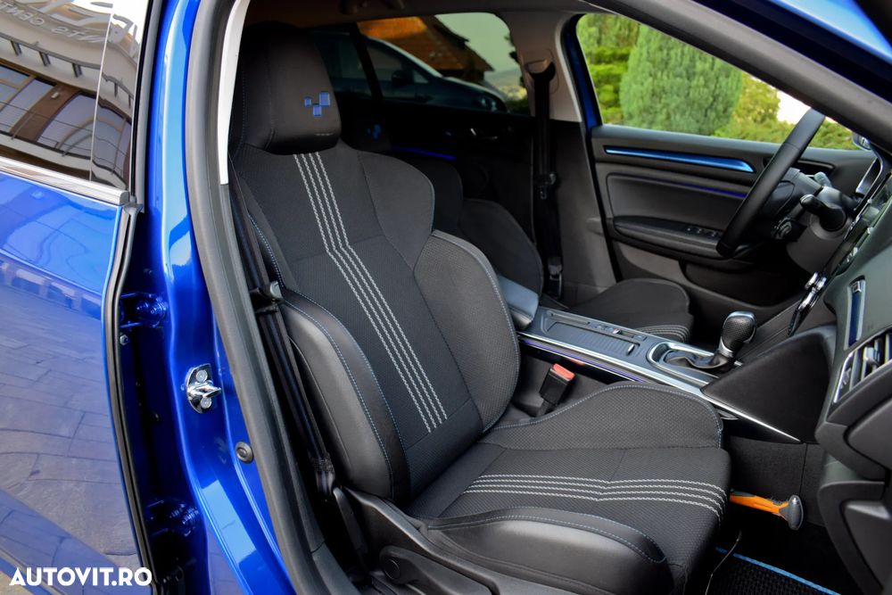 Renault Megane ENERGY TCe 130 EDC GT LINE - 27