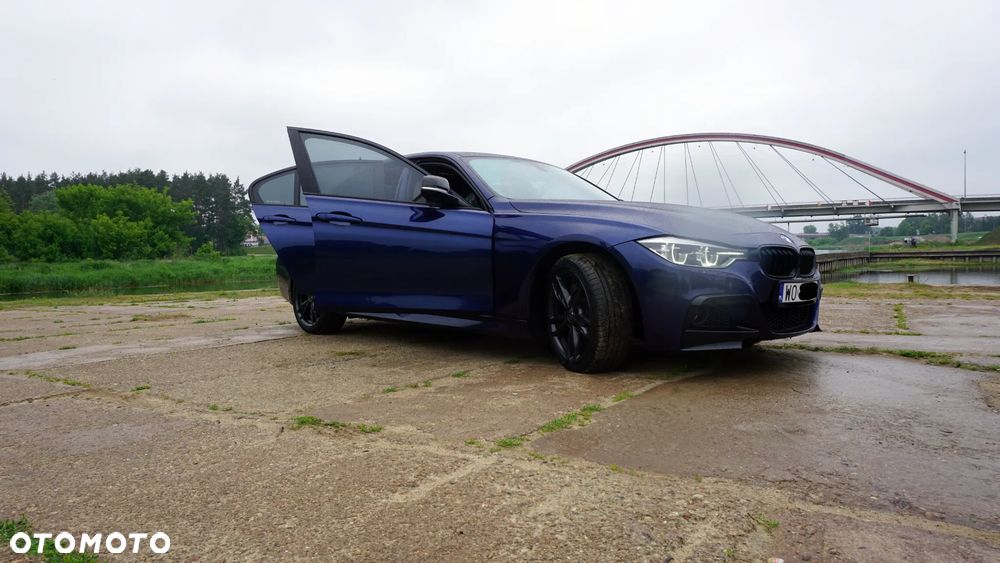 BMW Seria 3 328i - 2