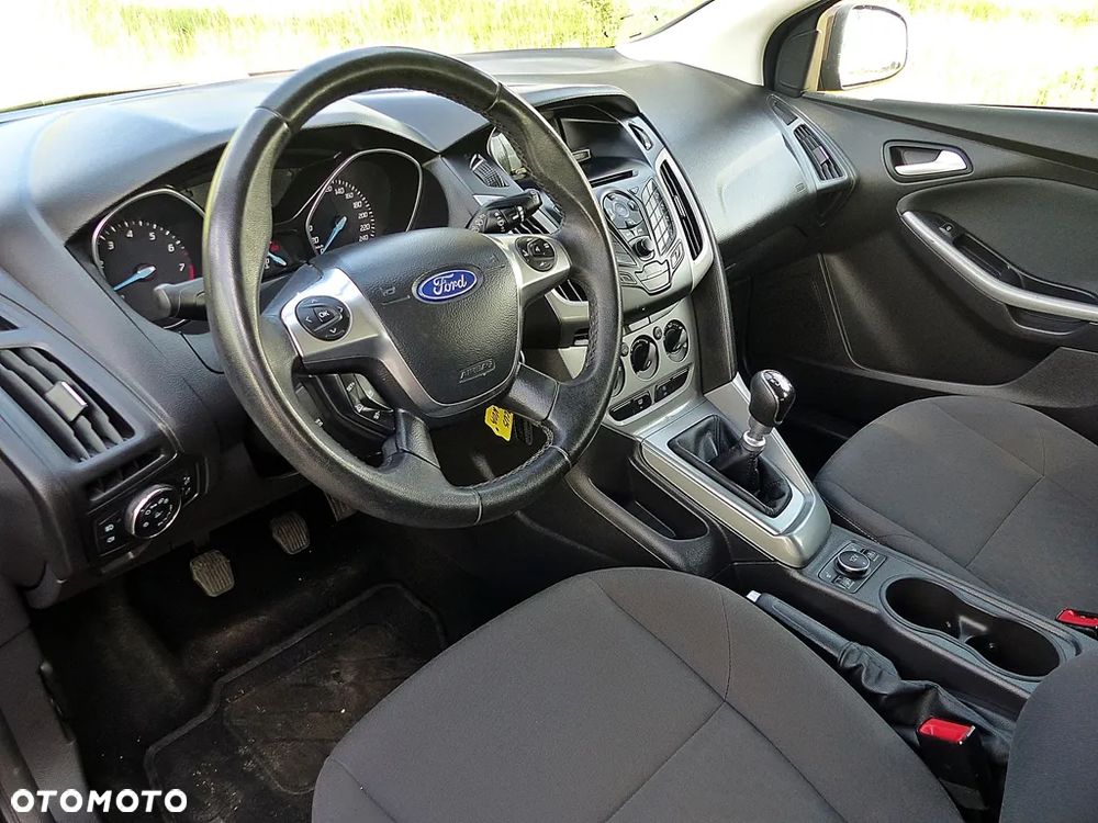 Ford Focus 1.0 EcoBoost Start-Stopp-System TREND - 19