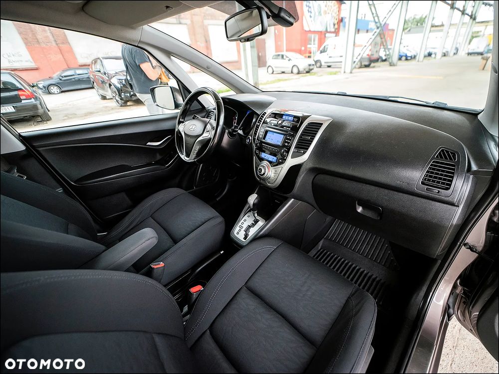 Hyundai ix20 - 17