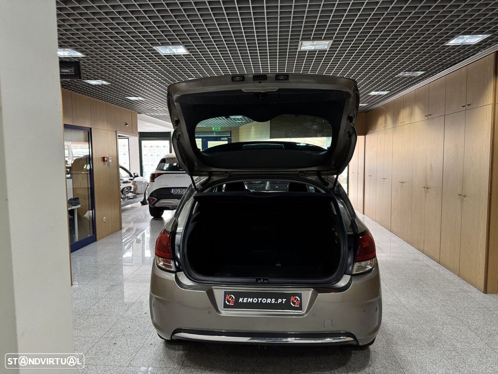 Citroën C4 1.6 BlueHDi Shine EAT6 - 16