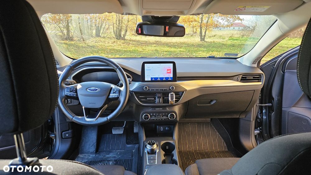 Ford Focus 1.5 EcoBoost Titanium X - 12