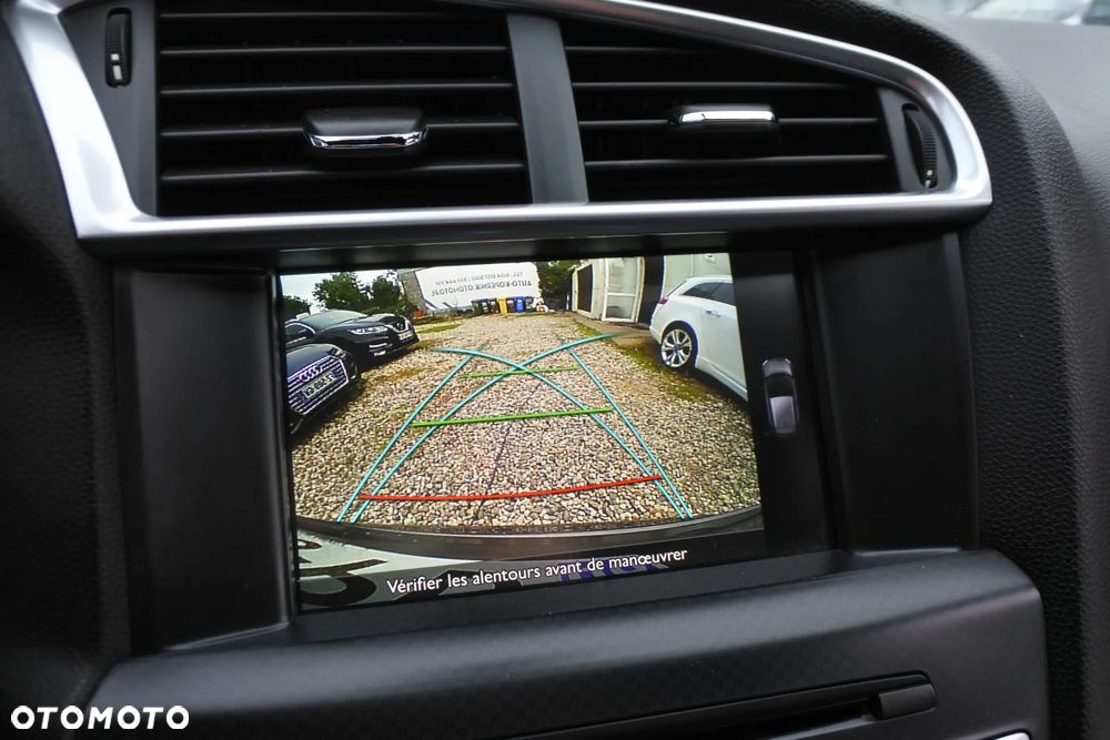 Citroën DS4 Cross 1.6 THP Be Chic S&S EAT6 - 16