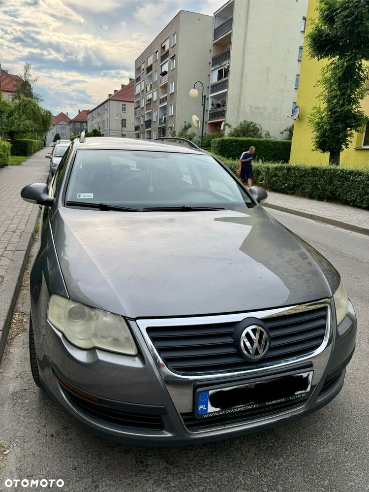 Volkswagen Passat 1.9 TDI Trendline - 1