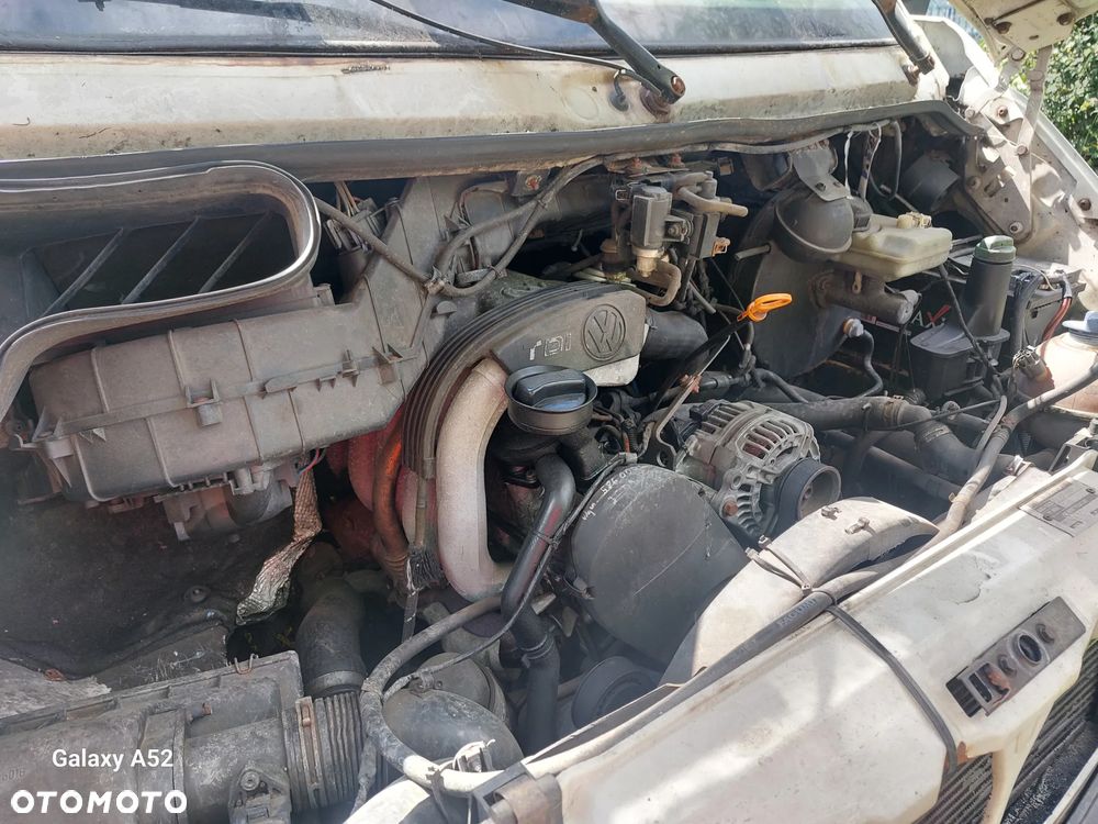 Zderzak VW LT 2,5D 00R. maska,lampy,drzwi,klapa..... - 9