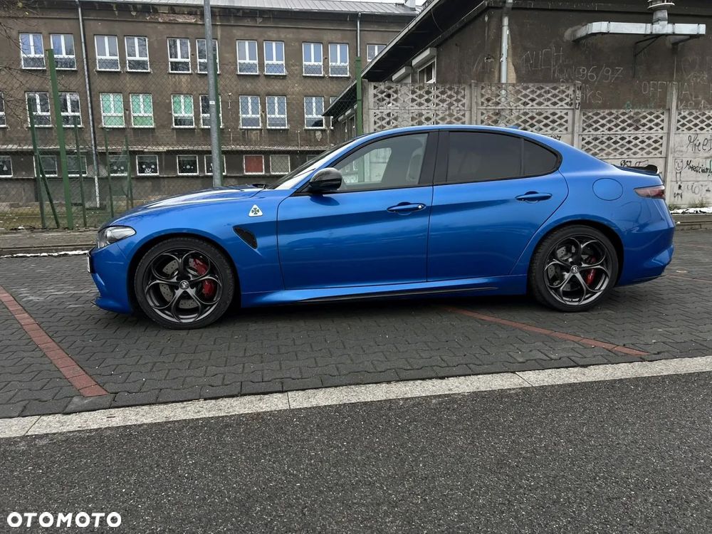Alfa Romeo Giulia - 5