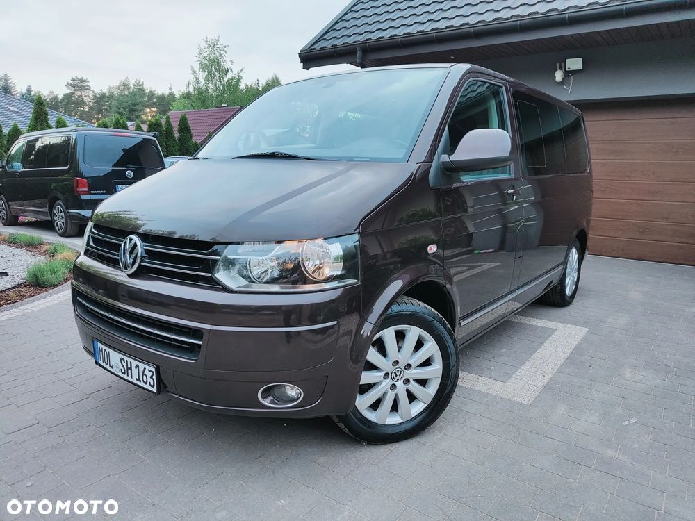 Volkswagen Multivan - 2