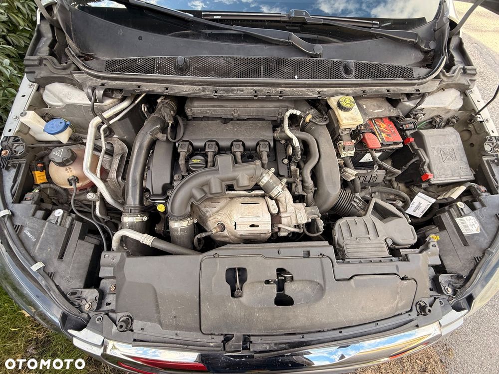 Peugeot 308 1.6 THP Active - 10