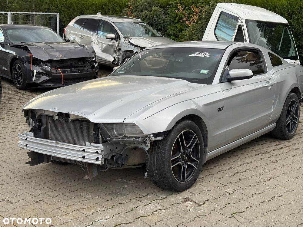 Ford Mustang 3.7 V6 - 8