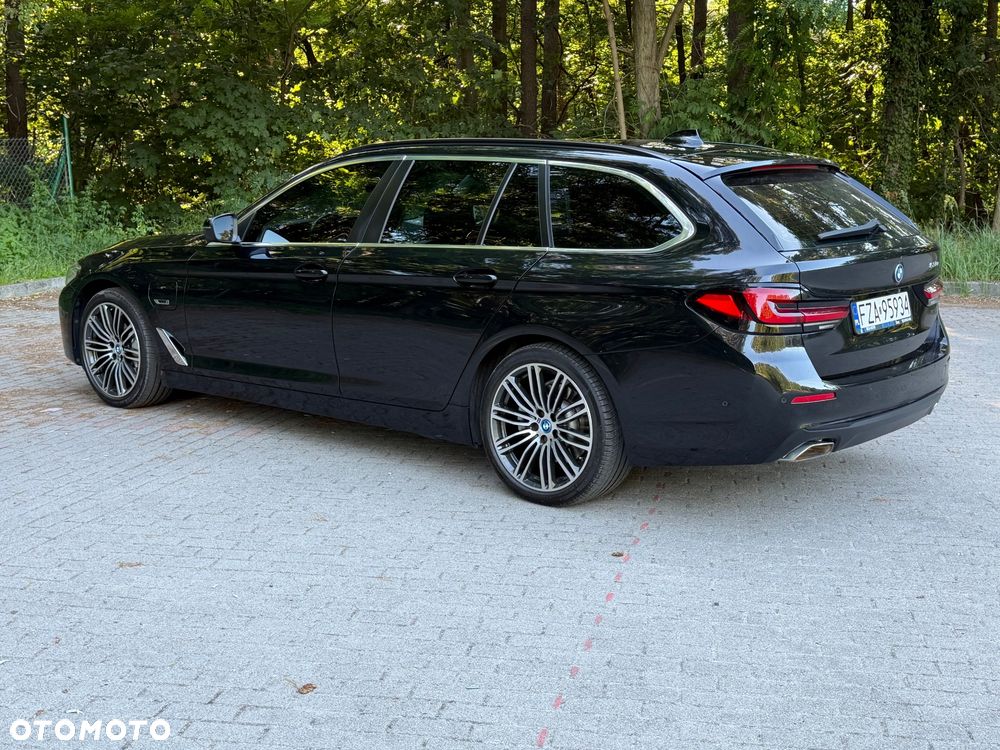 BMW Seria 5 530e Luxury Line sport - 10