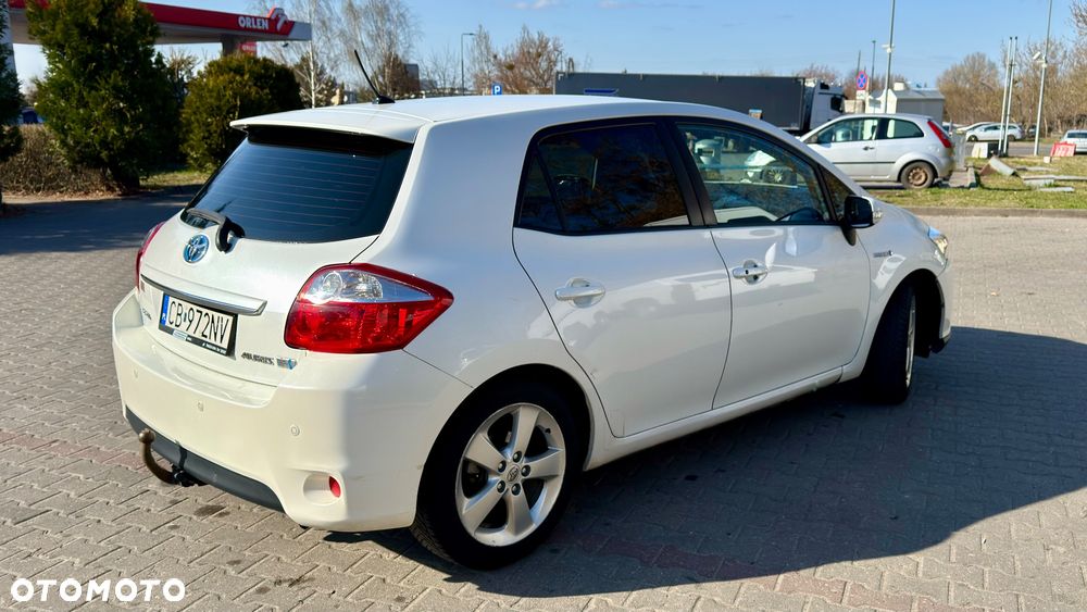 Toyota Auris 1.8 HSD Prestige NAVI - 12