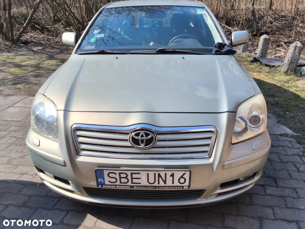 Toyota Avensis 2.0 VVT-i Prestige - 3