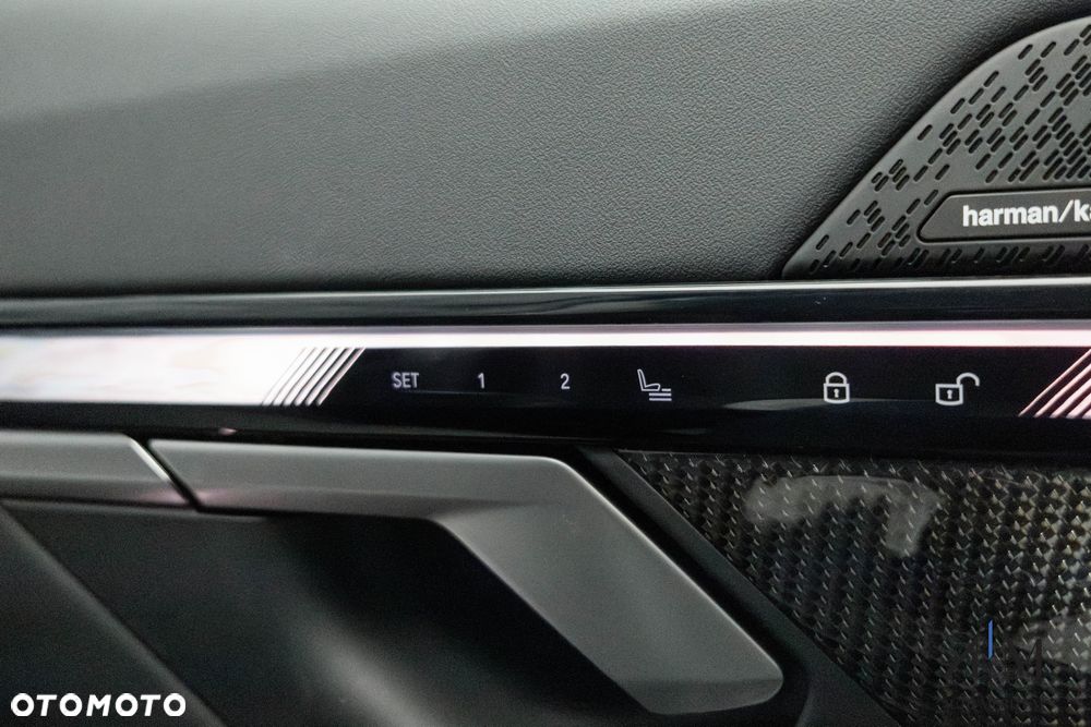 BMW Seria 5 520d xDrive - 21