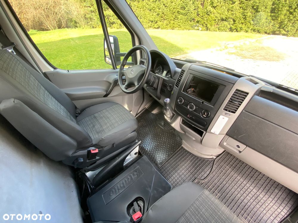 Mercedes-Benz Sprinter 516 Bluetec - 21