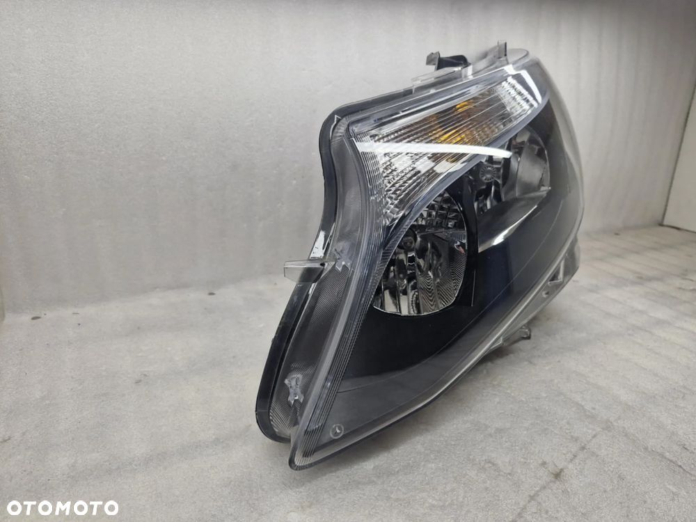 MERCEDES VITO W447 LAMPA LEWA PRZÓD A4479067700 - 4