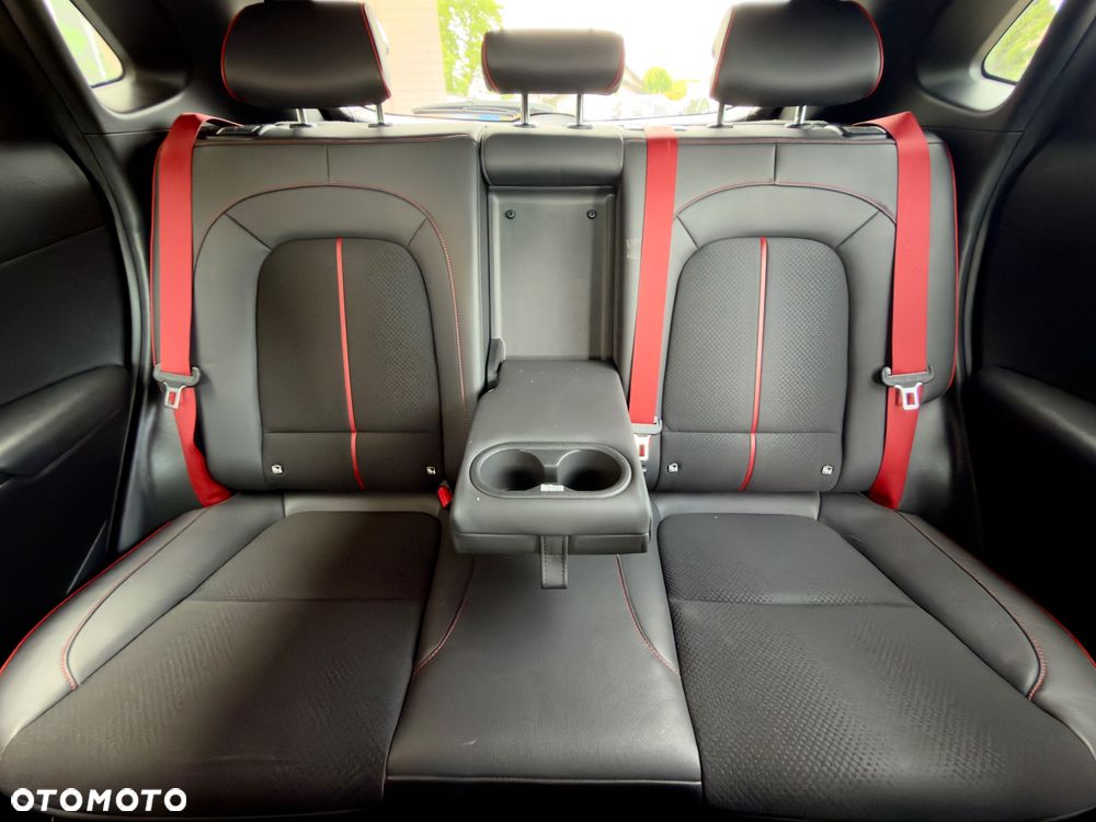 Hyundai Kona 1.6 CRDi DCT 4WD Premium - 28