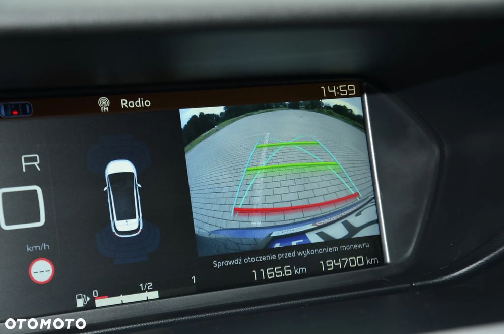 Citroën C4 SpaceTourer 1.6 BlueHDi Shine S&S EAT6 - 29