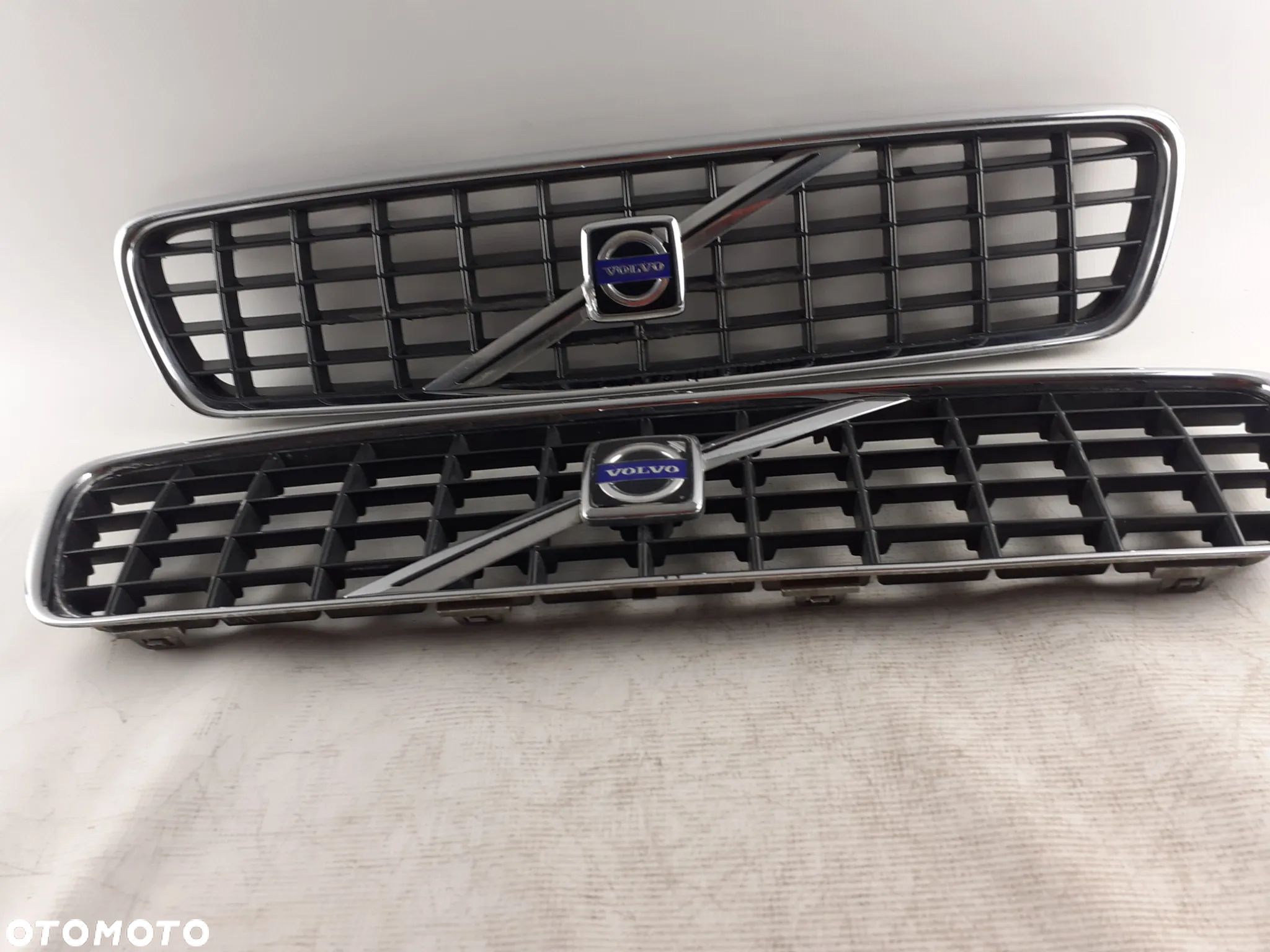Volvo S40 II V50 Grill Atrapa 04-07r - 1