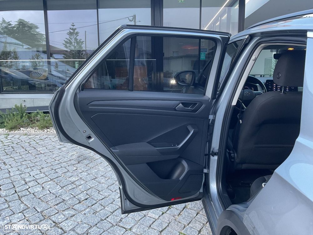 VW T-Roc 1.0 TSI - 38