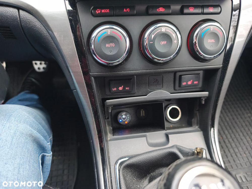 Mazda 6 2.0 Exclusive - 3