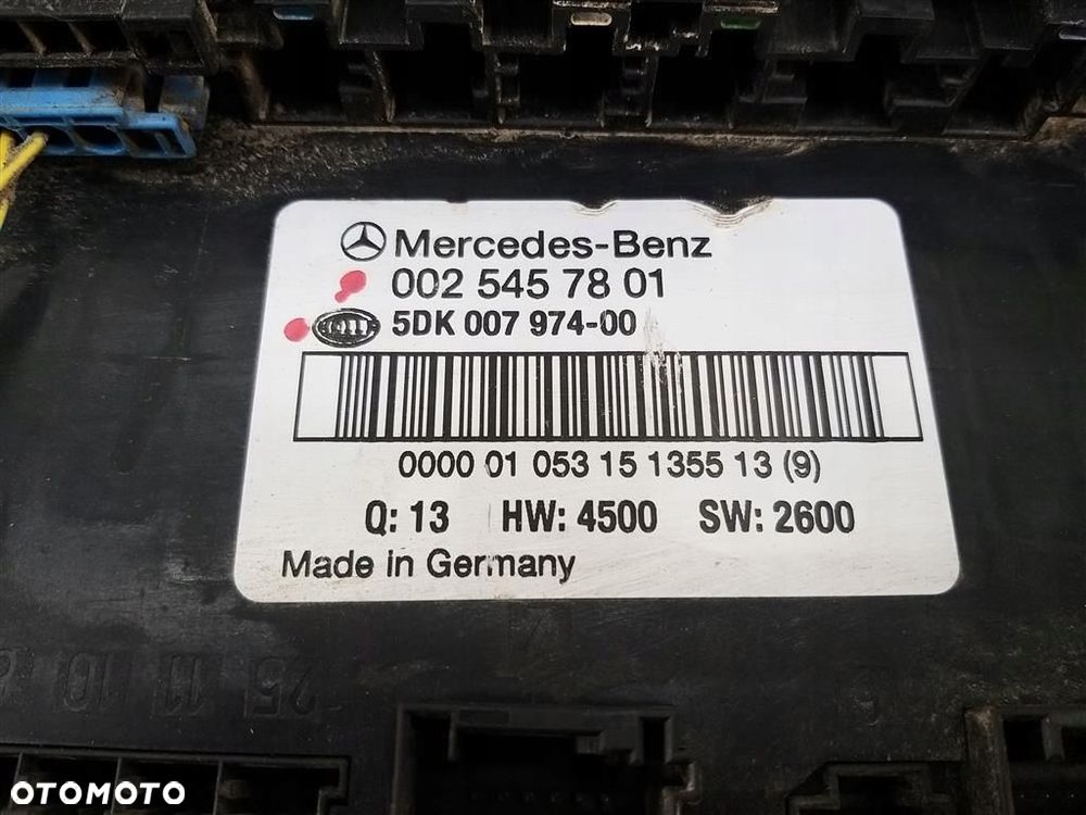 Skrzynka bezpieczników Mercedes C-klasa W203 2000-2007 0025457801 ORYGINAŁ - 2