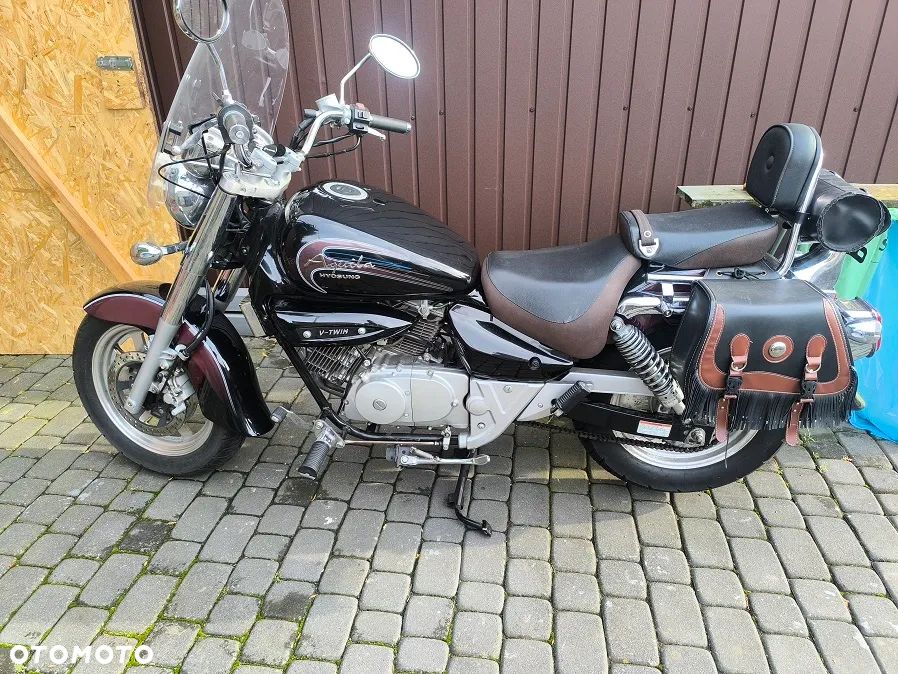 Hyosung GV - 1