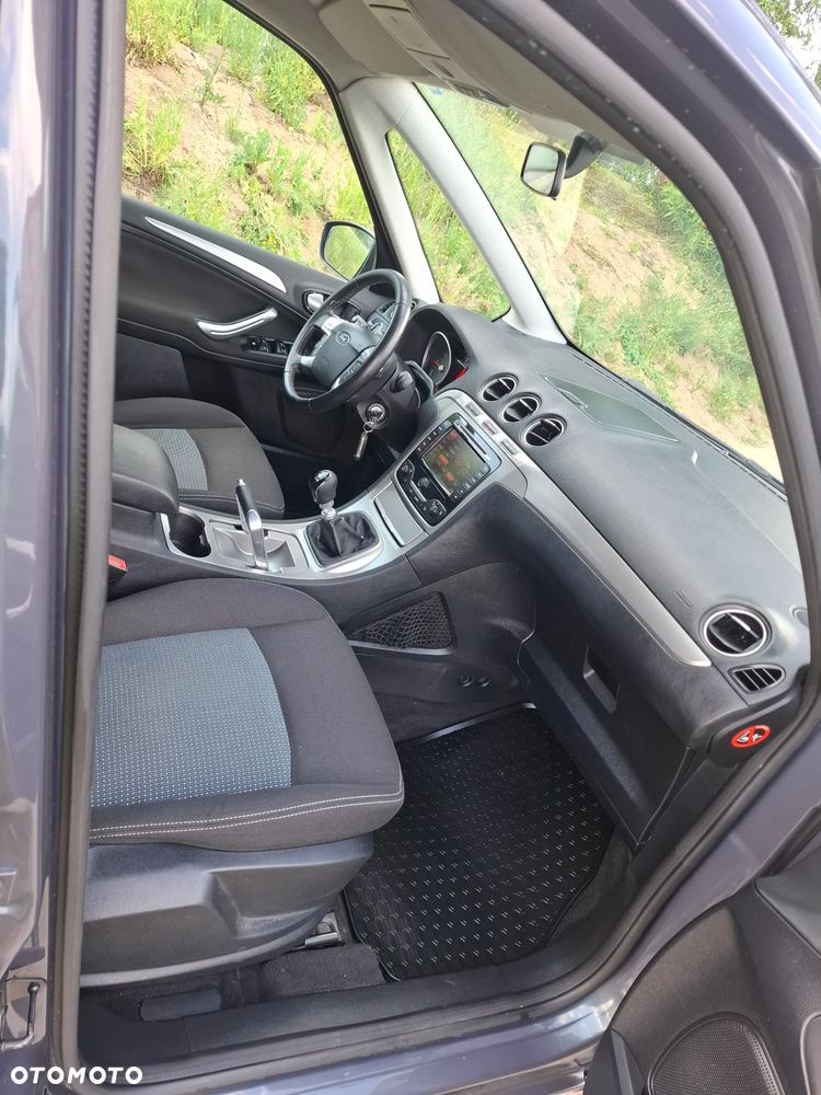Ford Galaxy 2.0 TDCi DPF Ambiente - 9