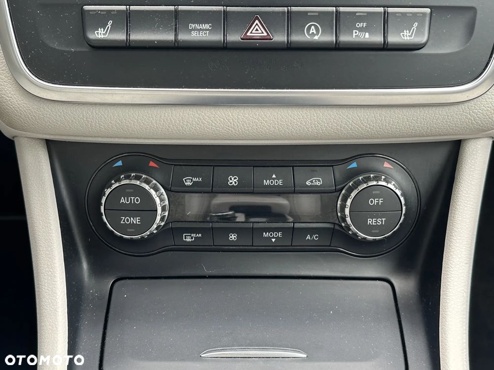 Mercedes-Benz CLA 220 d 7G-DCT AMG Line - 18