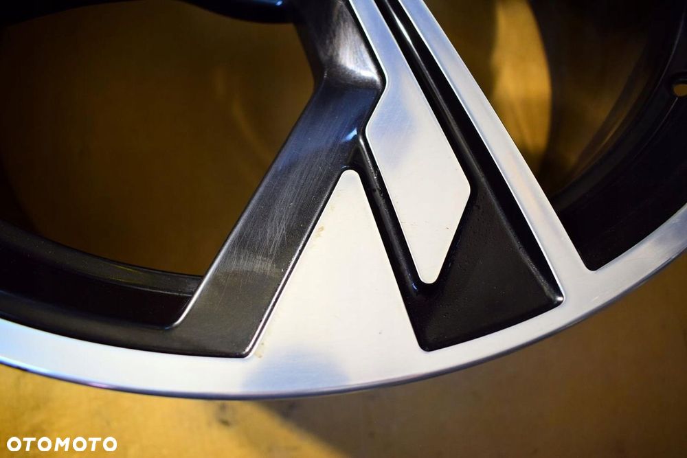 AUDI 20 ,,S-Line RS4 S4 A4 B9 8W0 Nowy Model Oryginał - 5