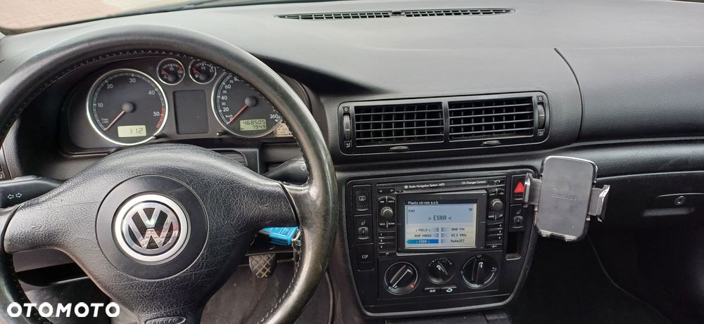 Volkswagen Passat 1.9 TDI Comfortline - 28