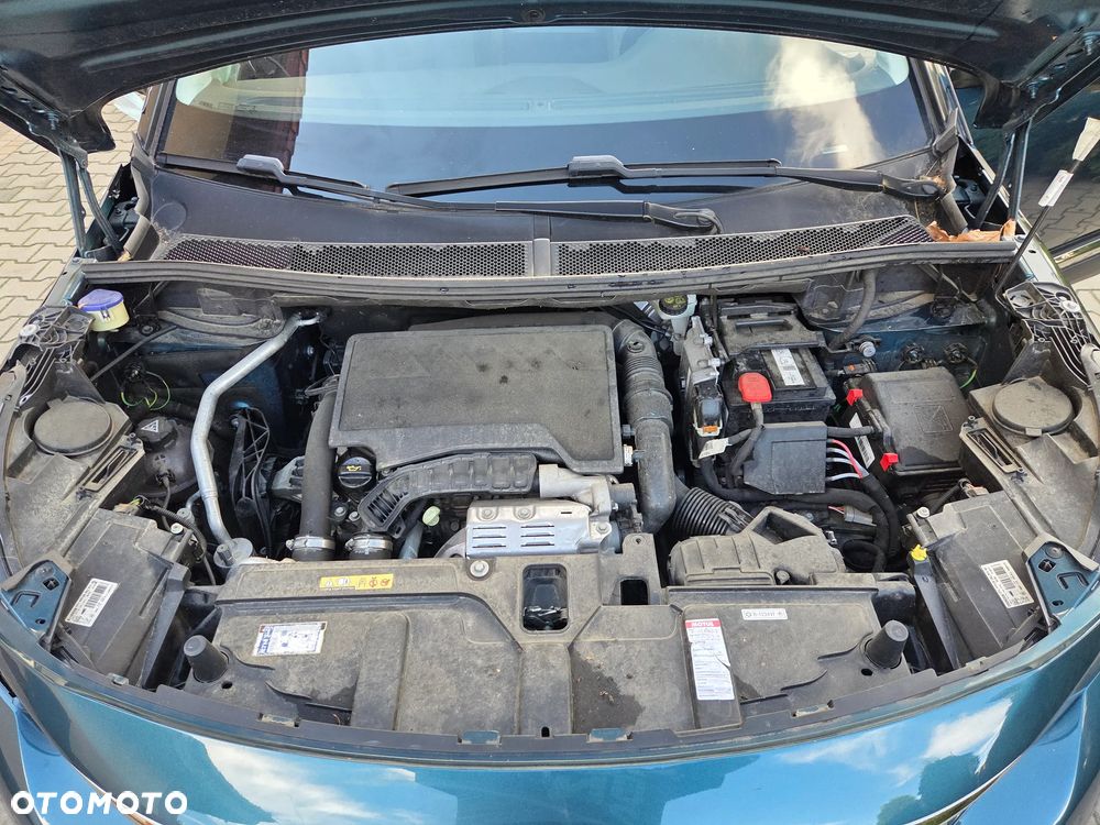 Peugeot 5008 - 21