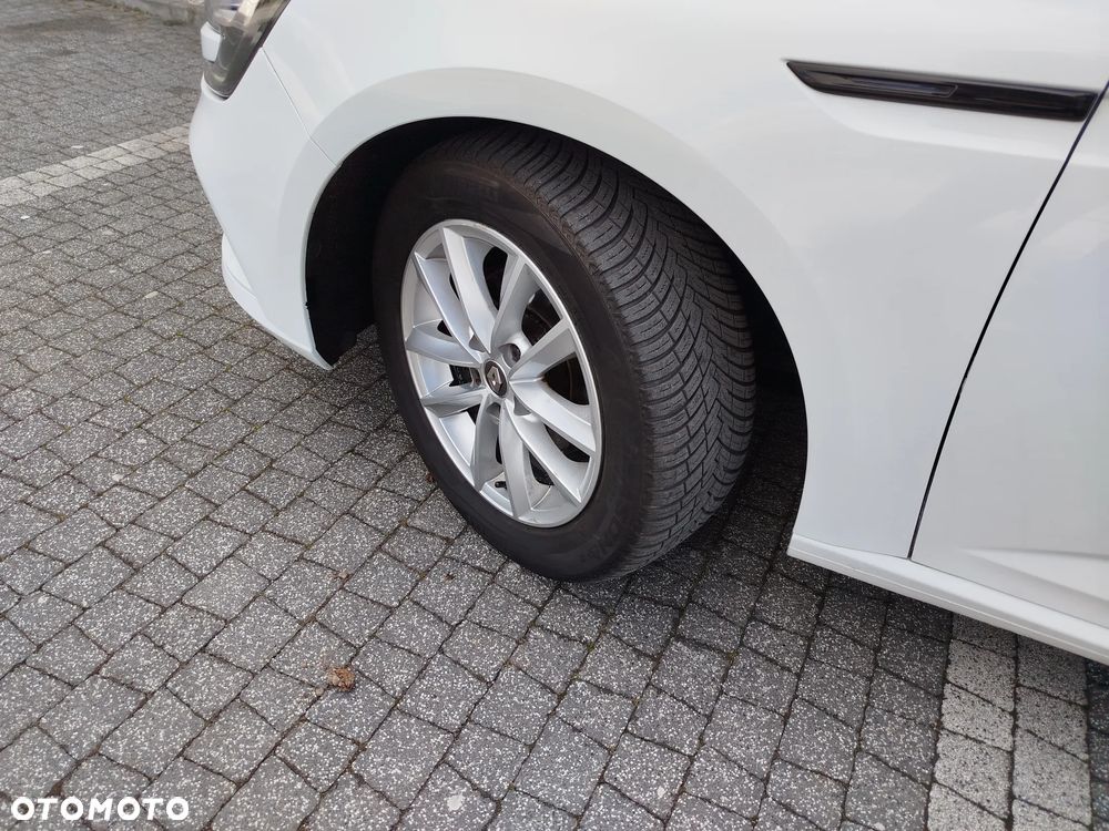 Renault Megane ENERGY TCe 130 INTENS - 36