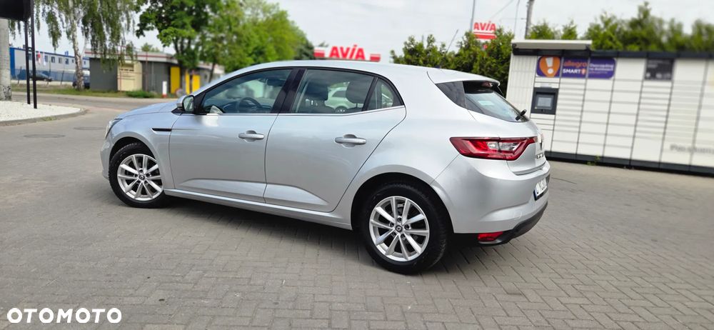 Renault Megane BLUE dCi 115 EDC INTENS - 9