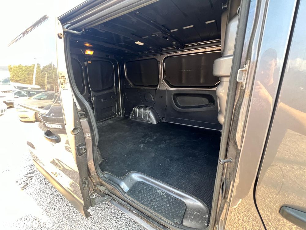 Renault Trafic - 9