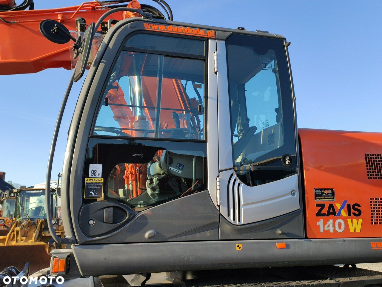 Hitachi ZX140 Koparka Kołowa - 20