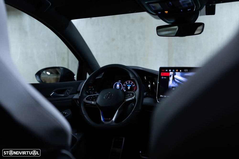 VW Golf 1.5 TSI e-Hybrid GTE DSG - 44